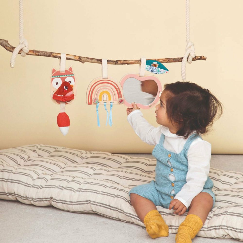 Alice Hanging Activity Set Developmental